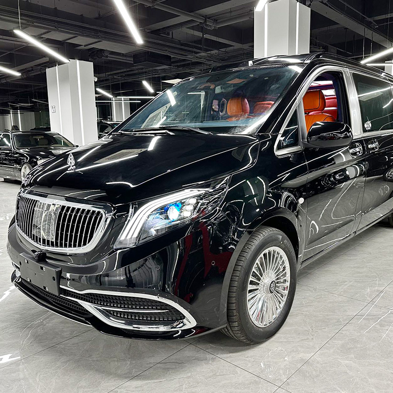 奔驰威霆双门小高顶商务车 V260中控