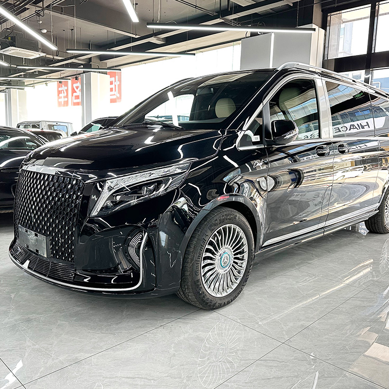 奔驰V260L商务车价格图片 科蒂圣母峰升降标