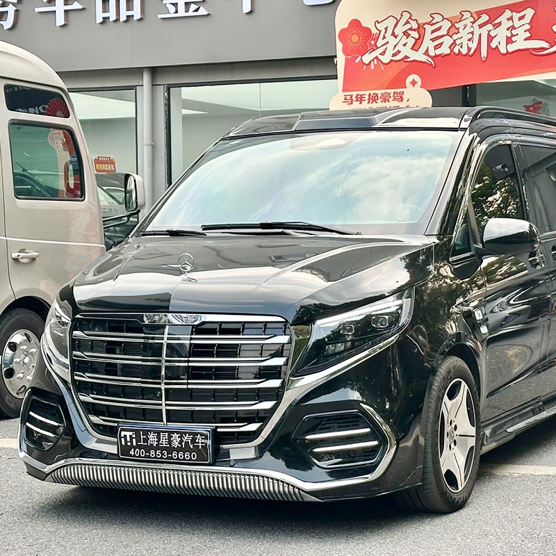 奔驰威霆商务车定制版搭配天启款顶
