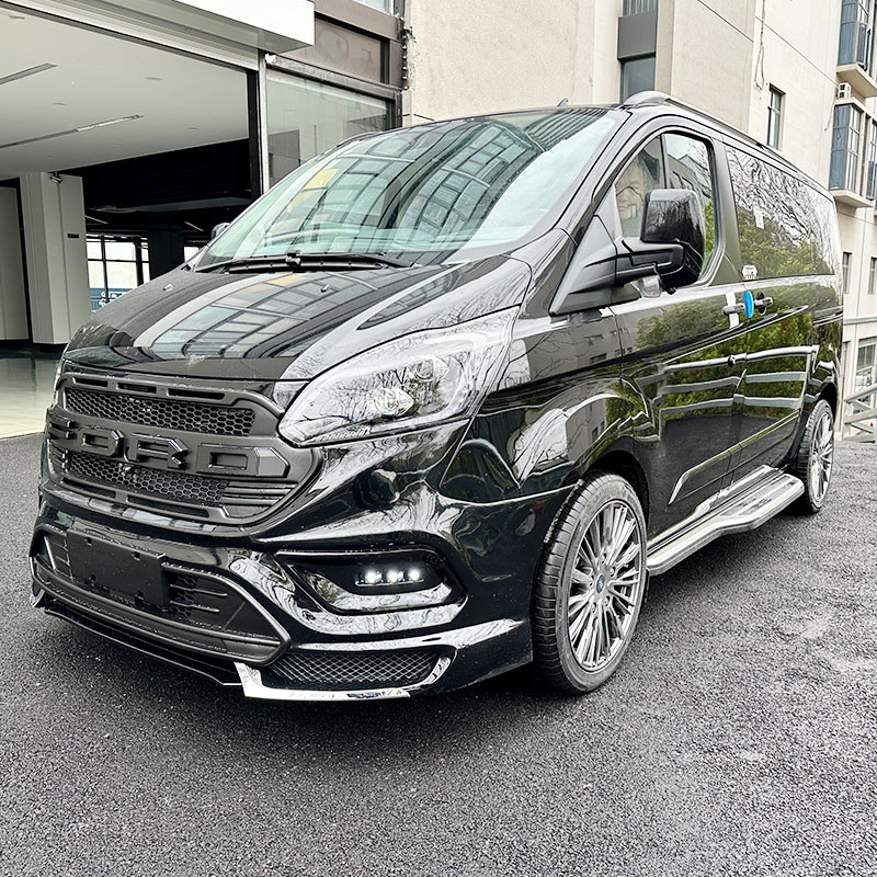 福特黑武士七座商务车 YOUTH莫兰迪灰