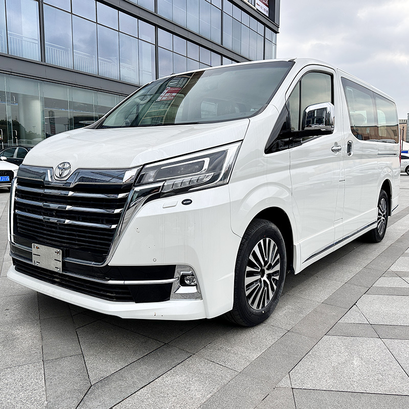 丰田萨尔法商务车 进口3.5 V6发动机小海狮