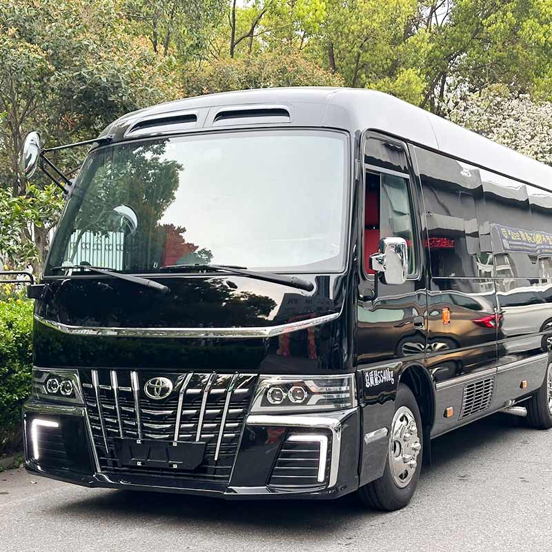 丰田考斯特12座黑武士定制款商务